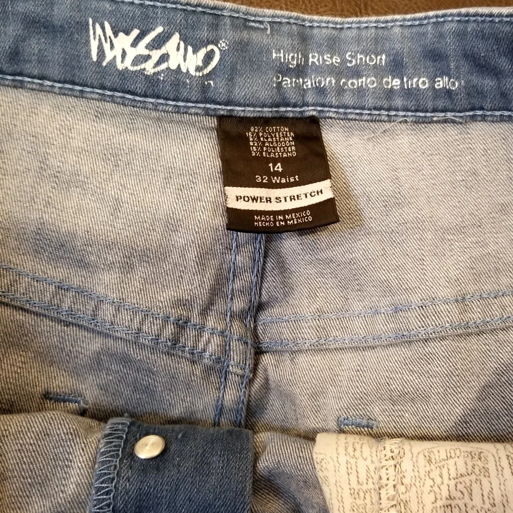 Mossimo Shorts Women's 14 High Rise Blue Denim Stretch Distressed Button Fly_3